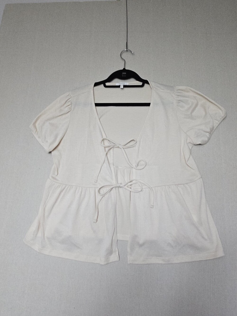 Maurices Cream Tie-Front Short Sleeve Tunic